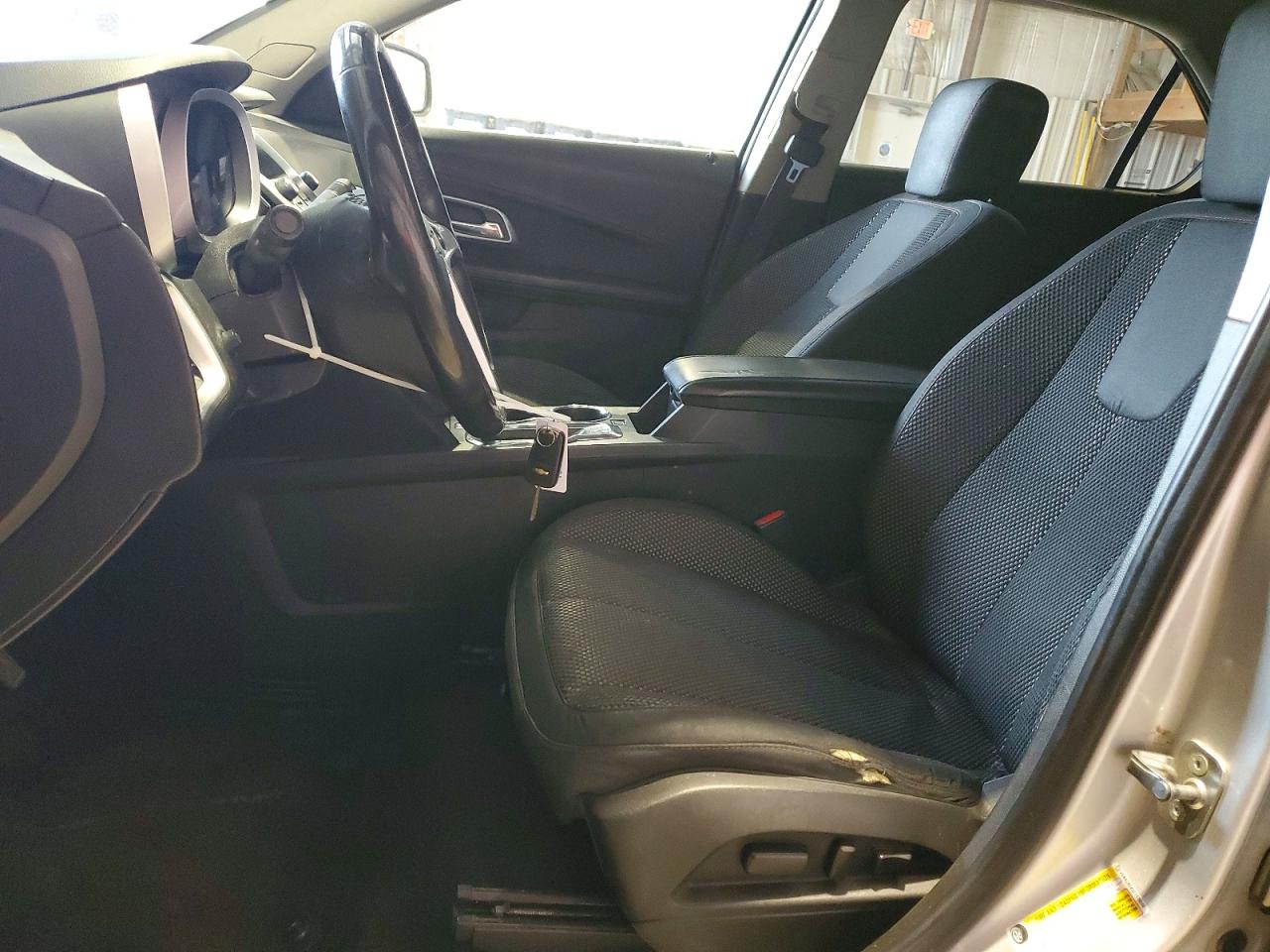 2015 CHEVROLET EQUINOX LT photo 13