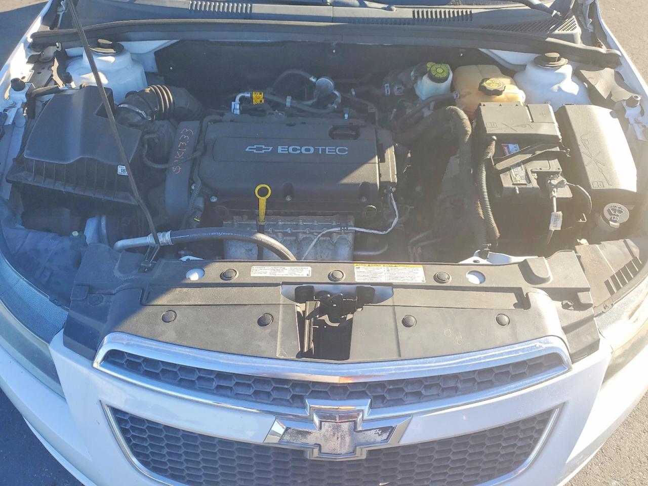 2014 CHEVROLET CRUZE LS photo 21