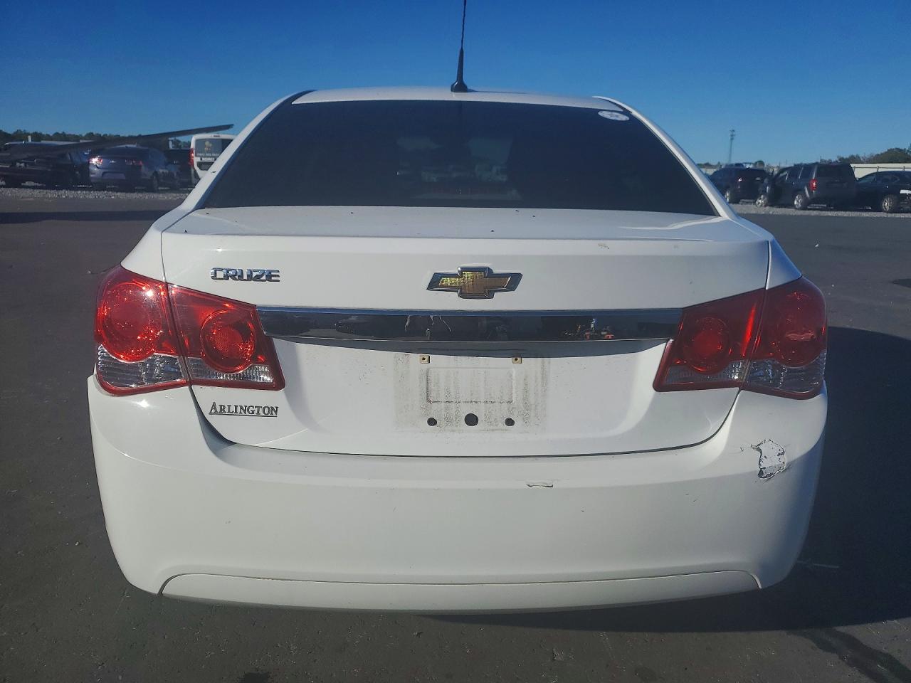 2014 CHEVROLET CRUZE LS photo 11