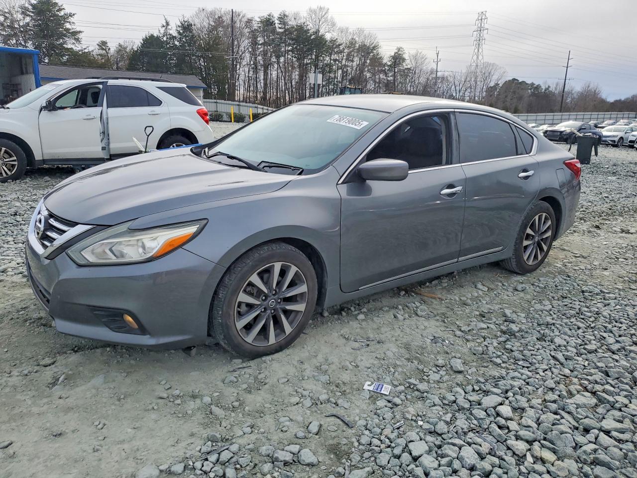 2017 NISSAN ALTIMA