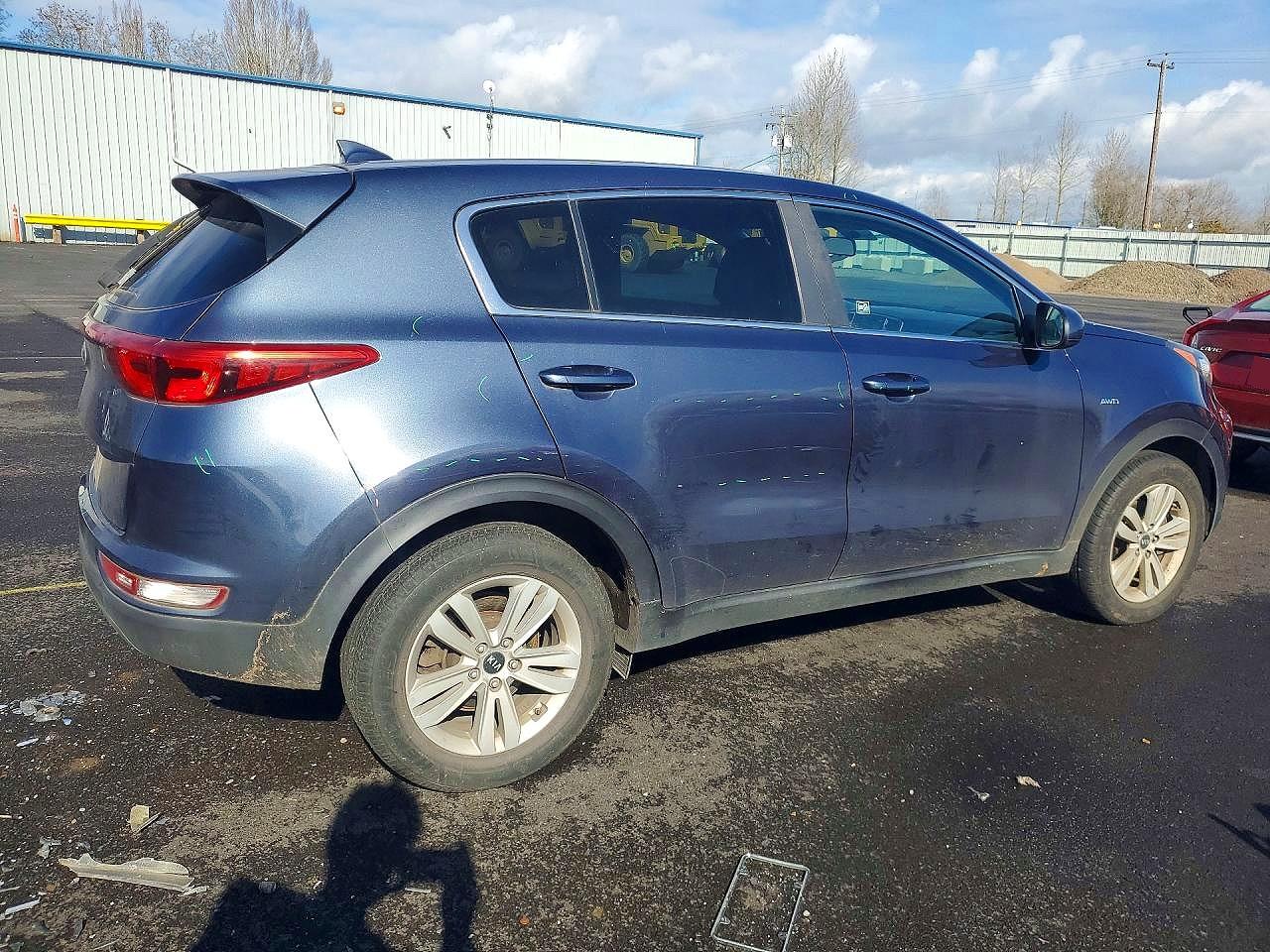 2017 KIA SPORTAGE LX photo 3
