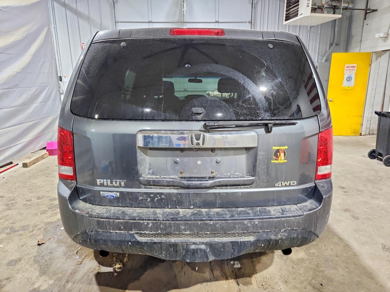 2013 HONDA PILOT LX photo 6