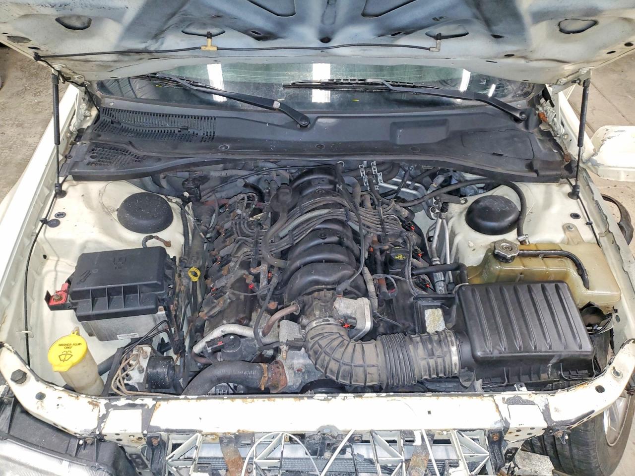 2005 CHRYSLER 300C photo 11