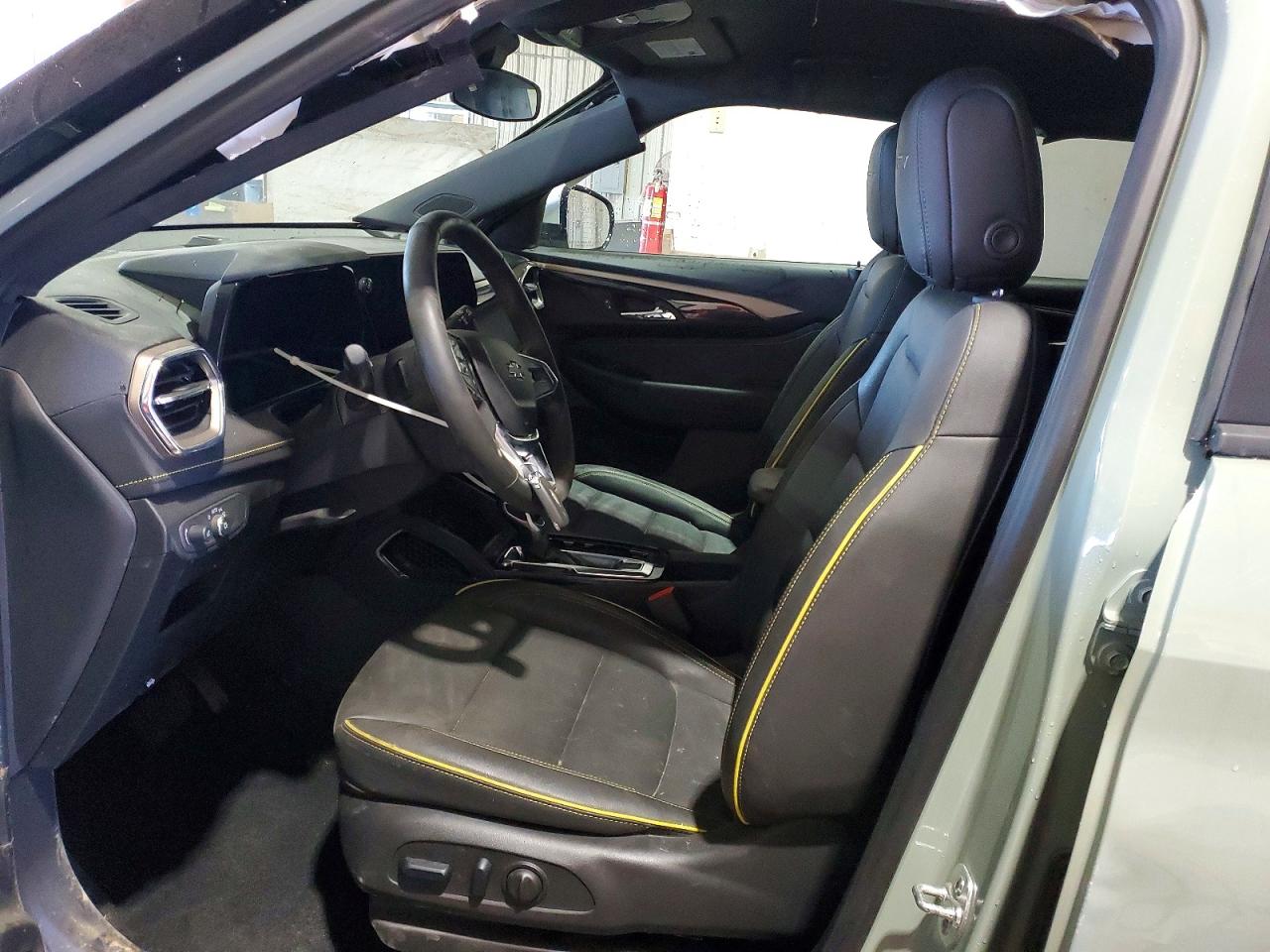 2025 CHEVROLET TRAILBLAZER ACTIV photo 13
