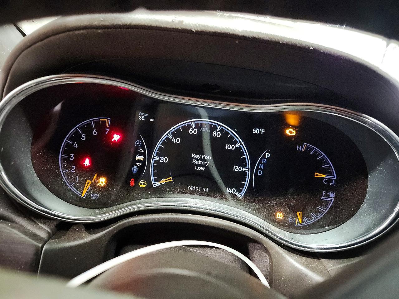 2018 JEEP GRAND CHEROKEE OVERLAND photo 17
