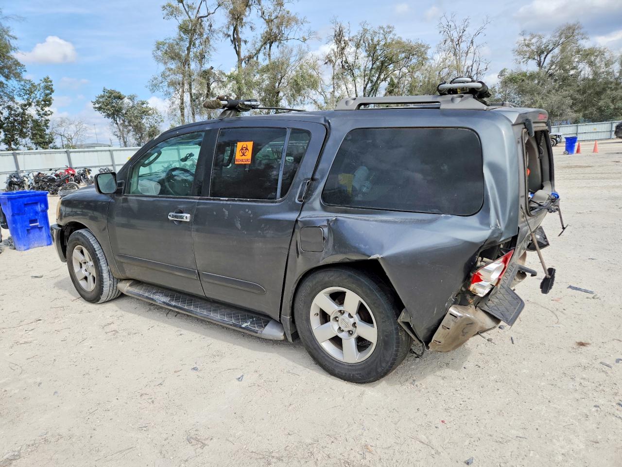2004 NISSAN ARMADA SE photo 5