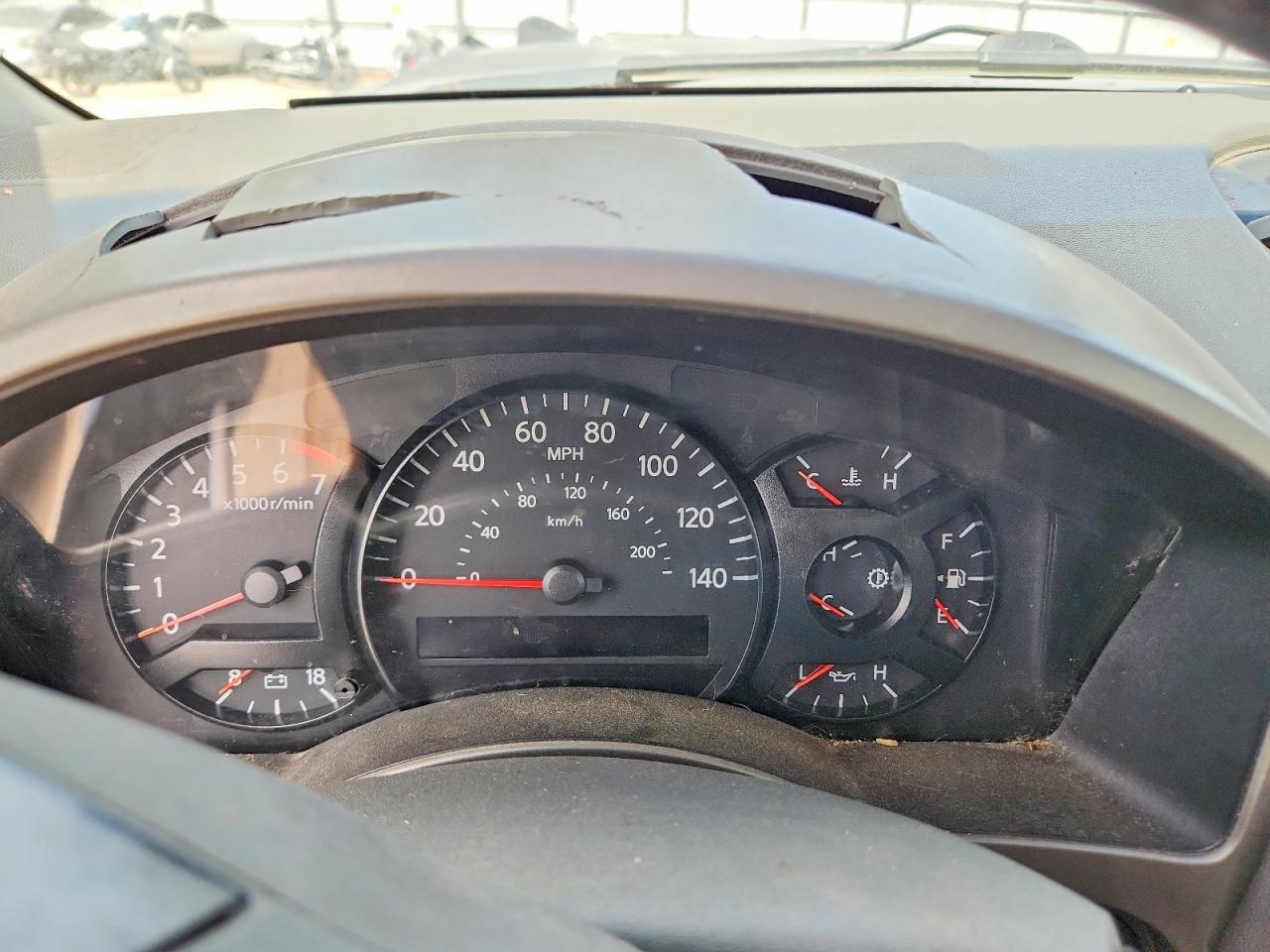 2004 NISSAN ARMADA SE photo 33