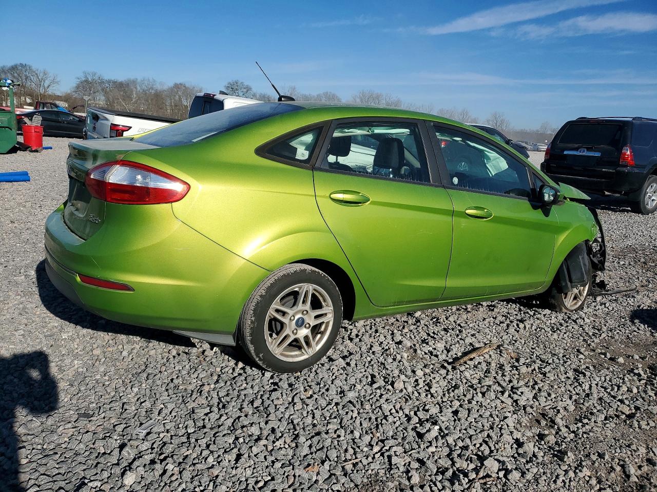 2019 FORD FIESTA SE photo 5