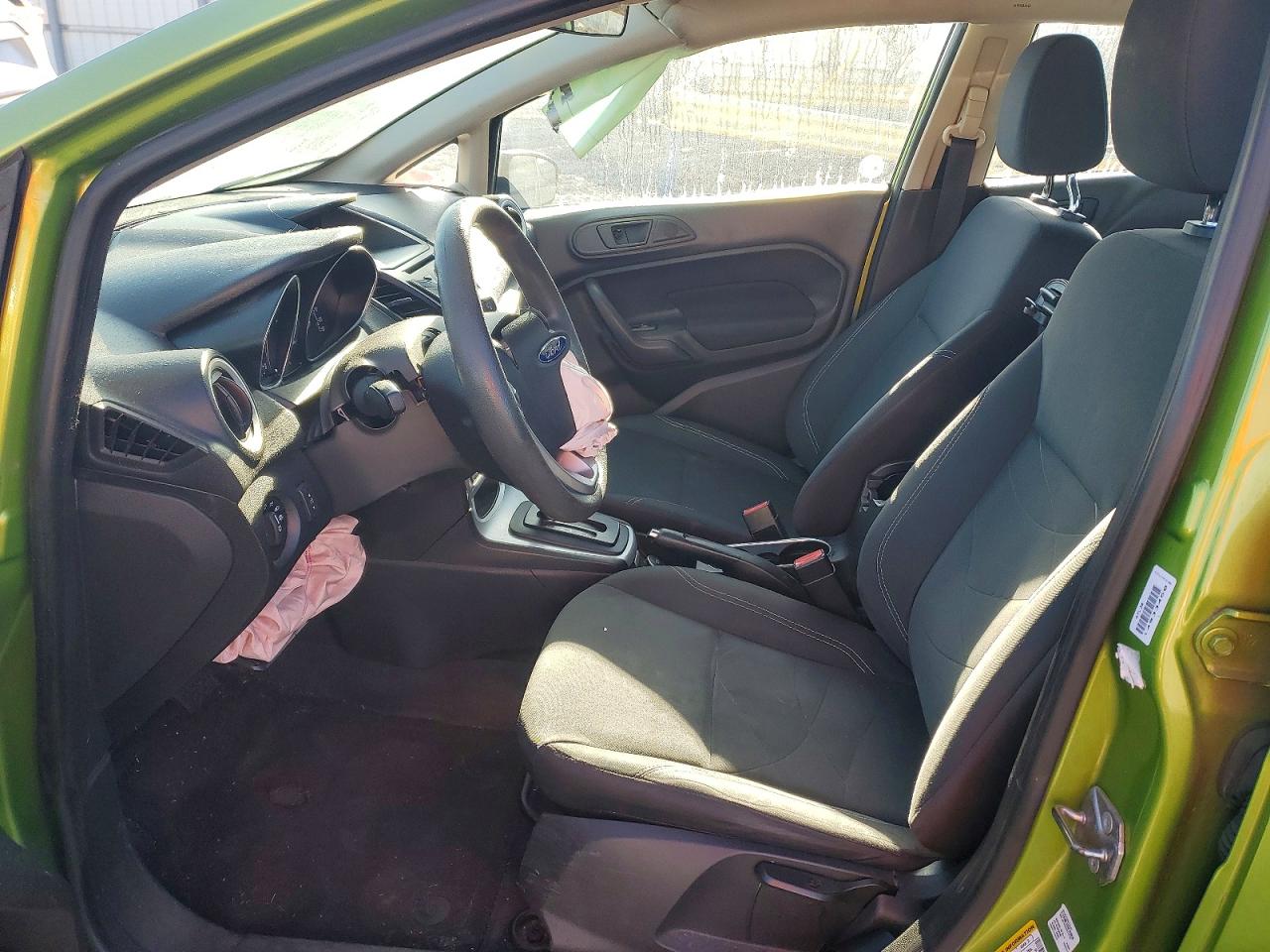 2019 FORD FIESTA SE photo 13