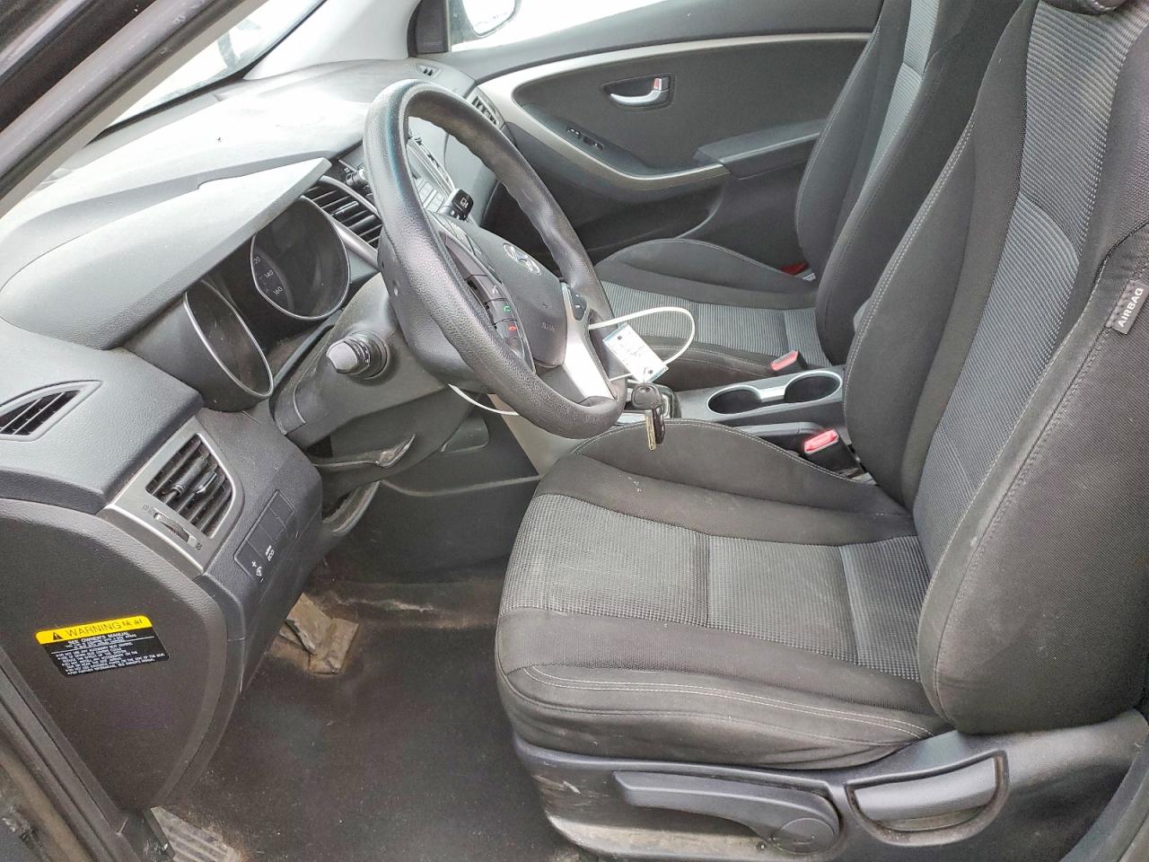 2016 HYUNDAI ELANTRA GT BASE photo 7