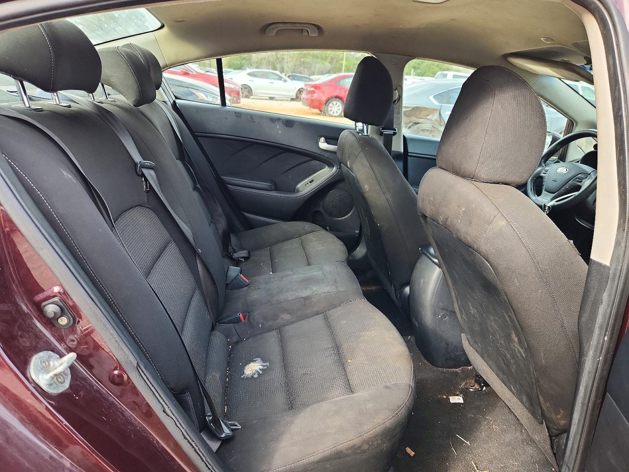 2017 KIA FORTE LX photo 28