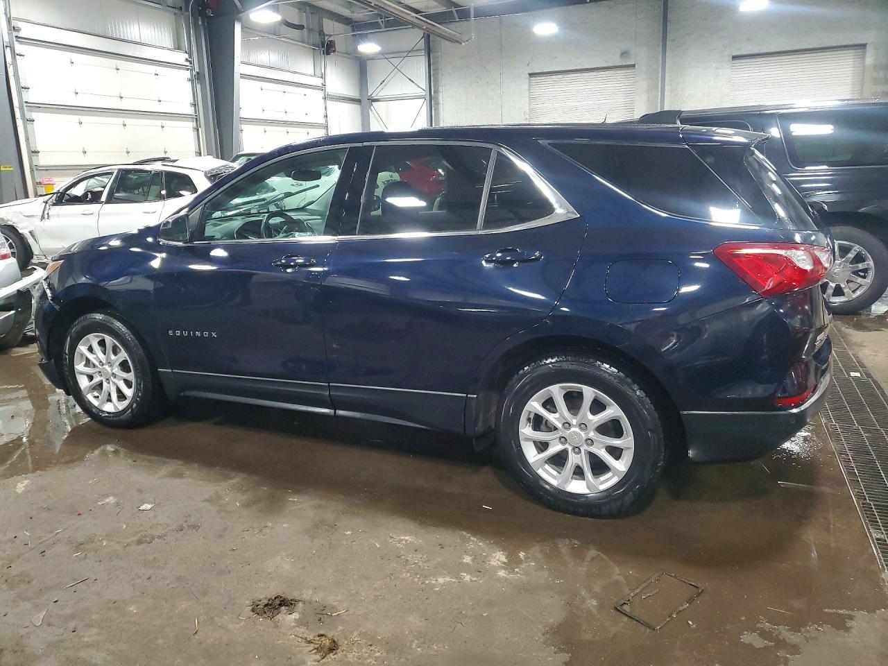 2020 CHEVROLET EQUINOX LT photo 4