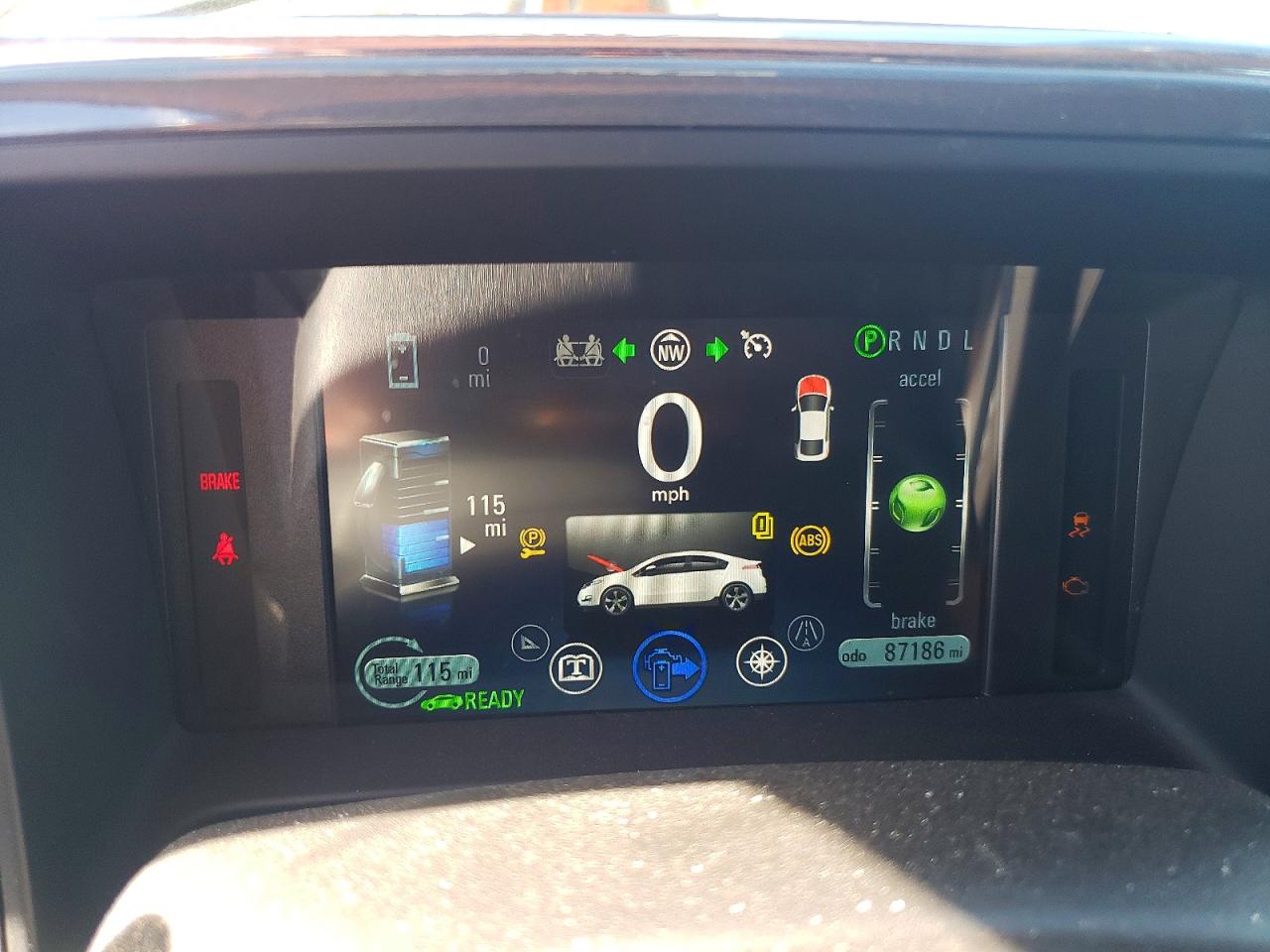 2014 CHEVROLET VOLT photo 17