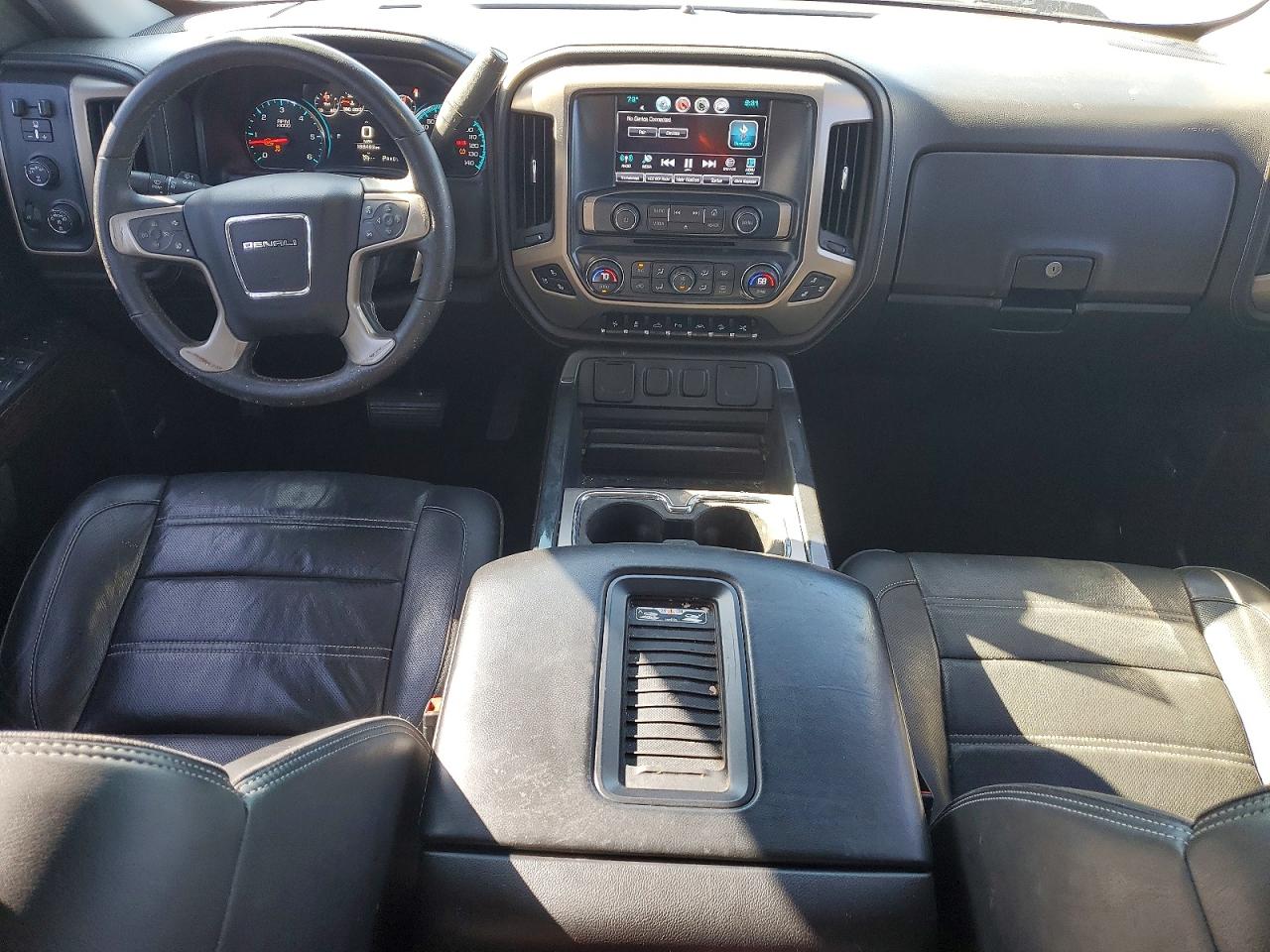 2017 GMC SIERRA K1500 DENALI photo 8