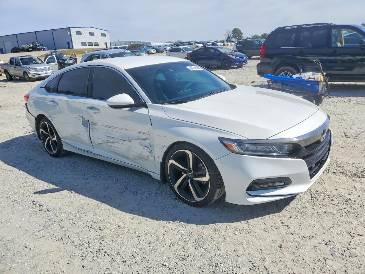 2018 HONDA ACCORD SPORT photo 4