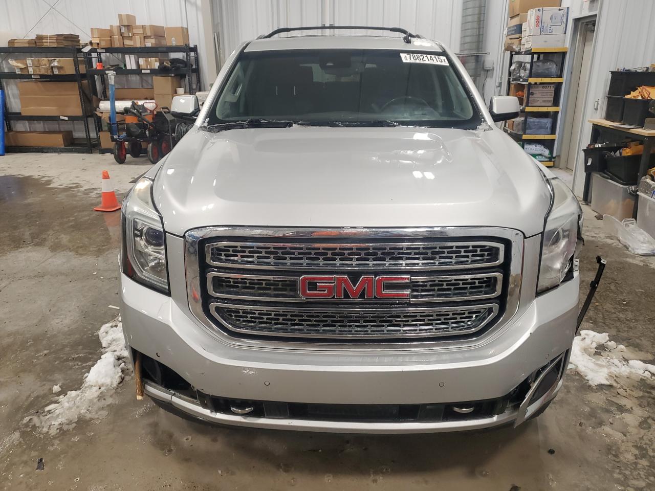 2015 GMC YUKON XL K1500 SLT photo 5