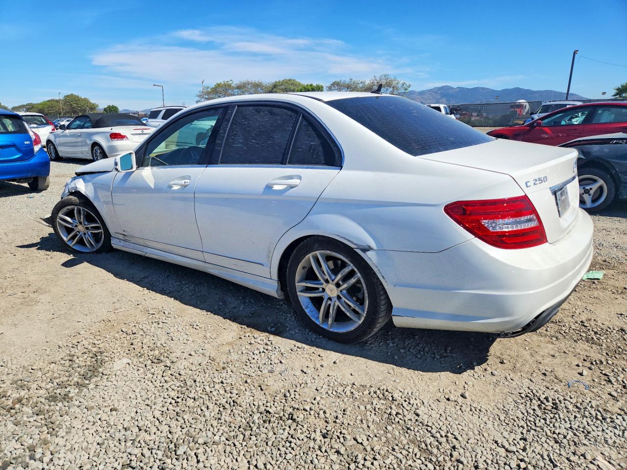 2013 MERCEDES-BENZ C 250 photo 3