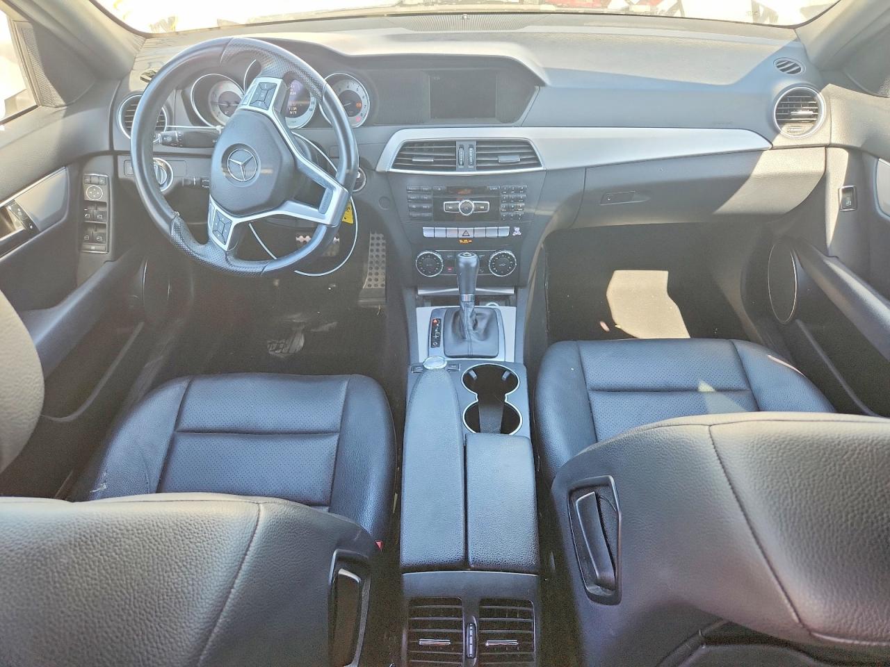 2013 MERCEDES-BENZ C 250 photo 15