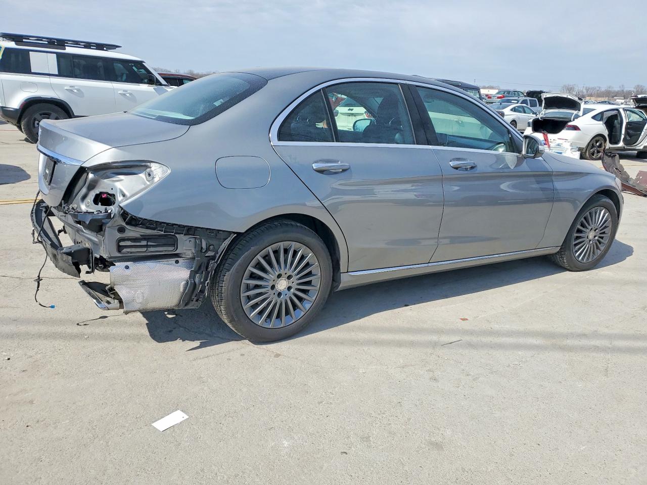 2015 MERCEDES-BENZ C 300 photo 5