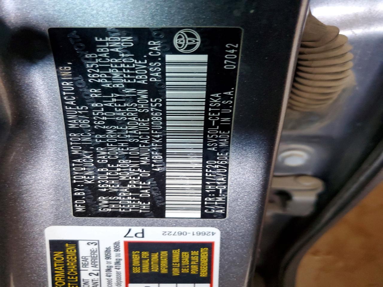 2015 TOYOTA CAMRY SE photo 23