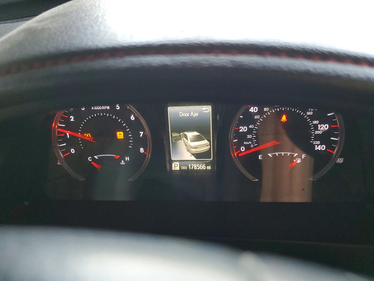 2015 TOYOTA CAMRY SE photo 17