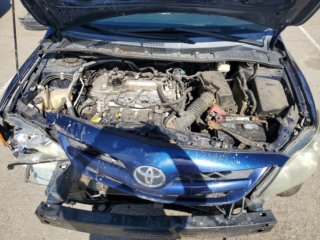 2013 TOYOTA COROLLA S photo 21