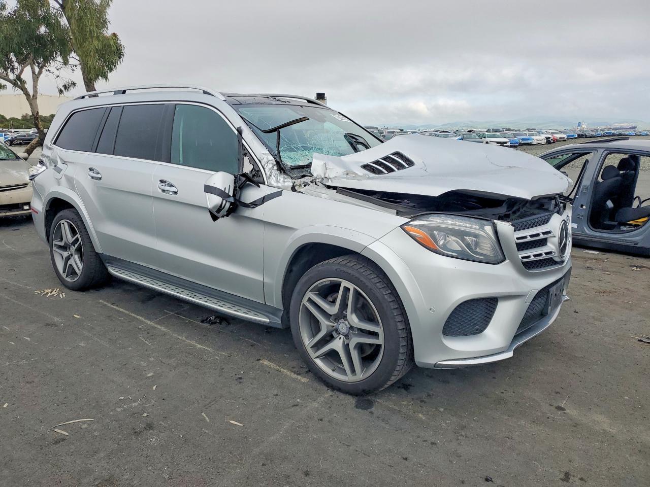 2017 MERCEDES-BENZ GLS 550 4MATIC photo 7
