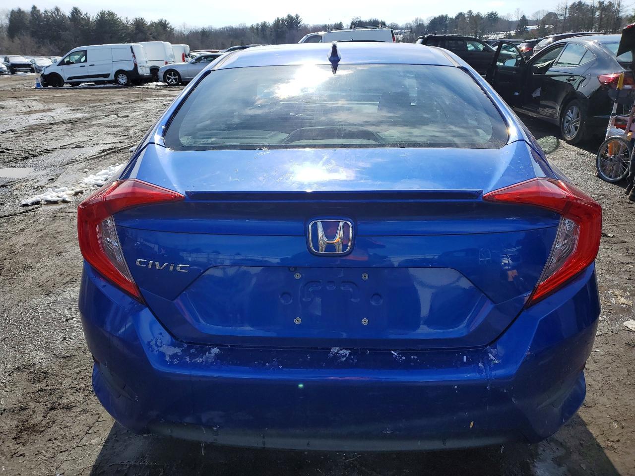 2017 HONDA CIVIC EX photo 6