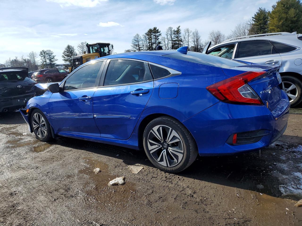 2017 HONDA CIVIC EX photo 2