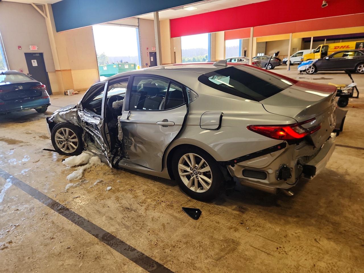 2025 TOYOTA CAMRY LE photo 2