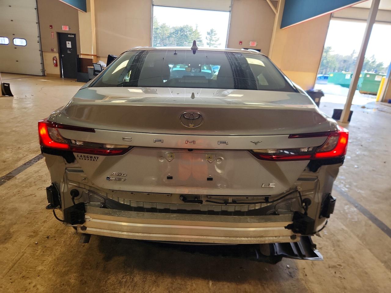 2025 TOYOTA CAMRY LE photo 6