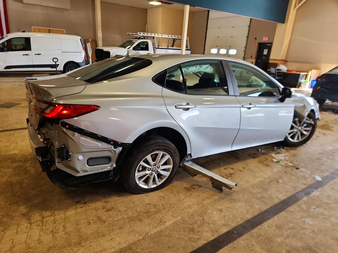 2025 TOYOTA CAMRY LE photo 3