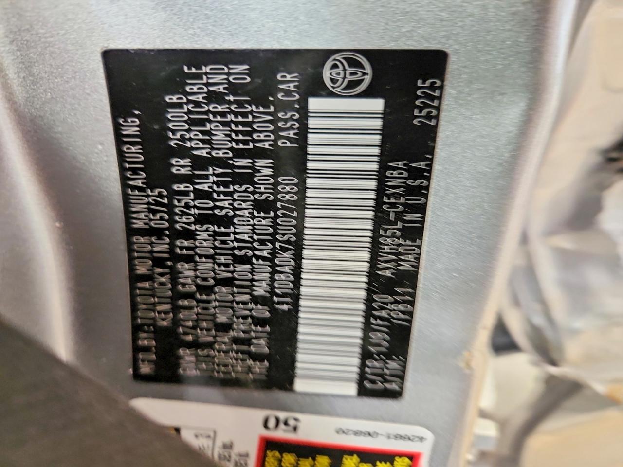 2025 TOYOTA CAMRY LE photo 13
