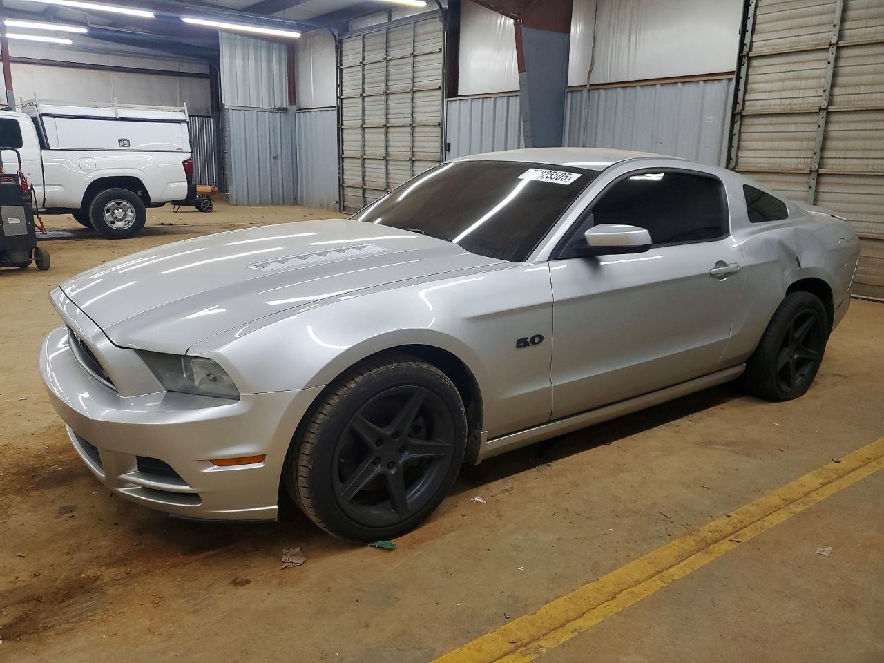 2013 FORD MUSTANG
