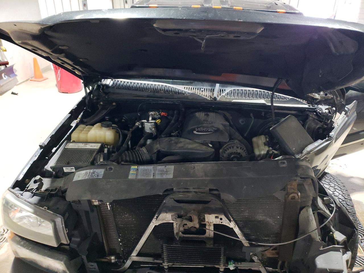 2005 CHEVROLET SILVERADO K1500 photo 11