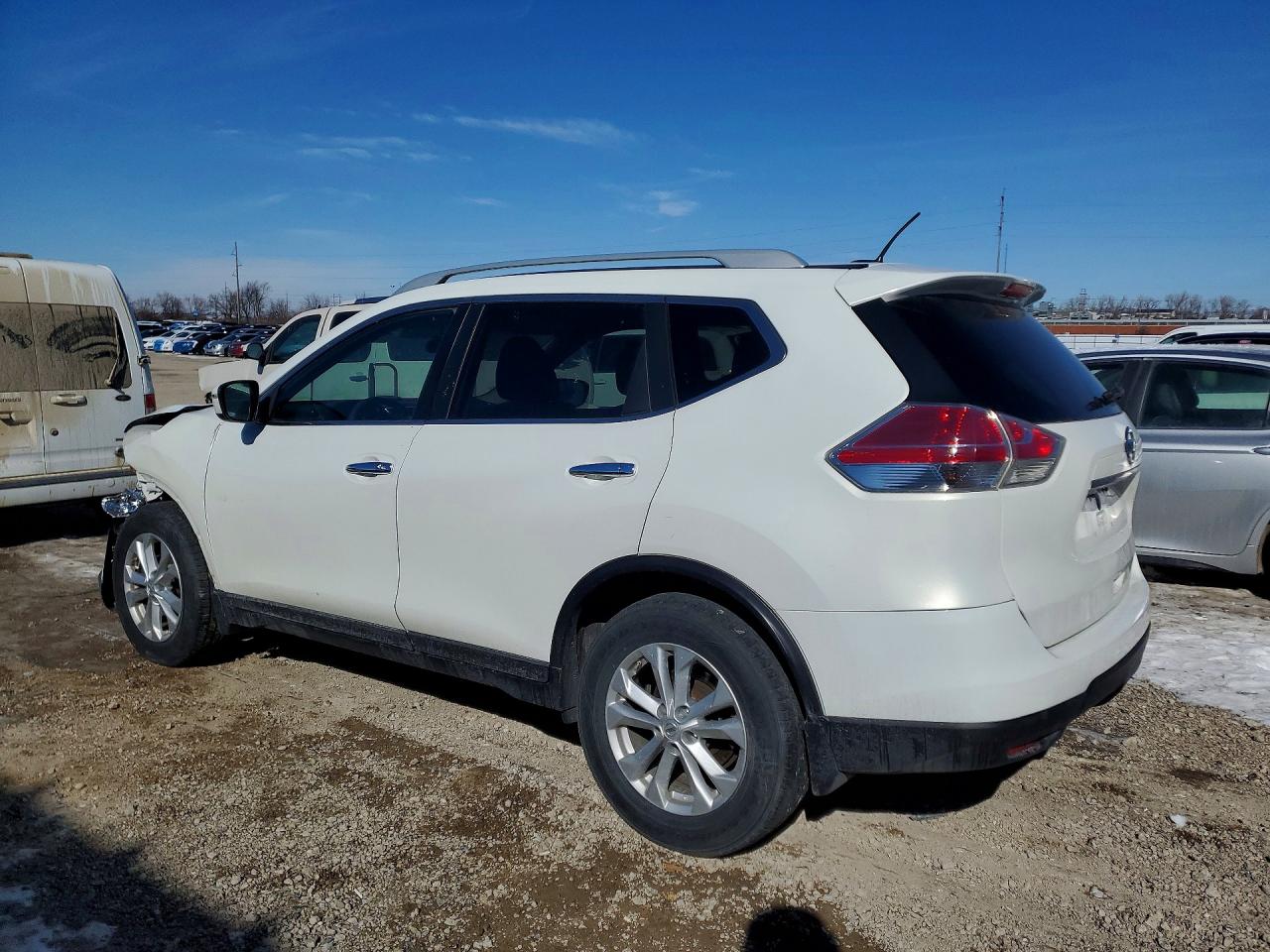 2014 NISSAN ROGUE SV photo 3