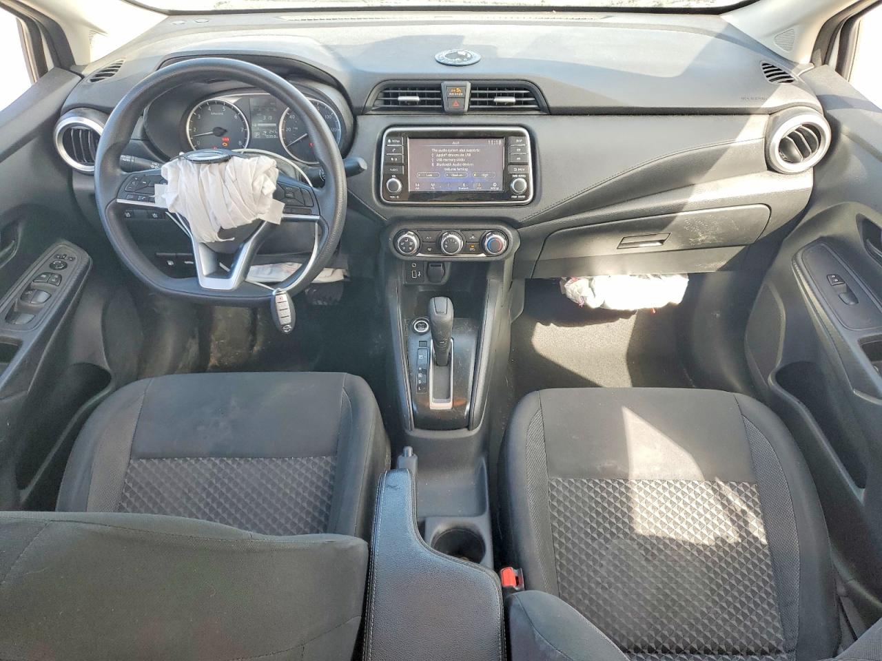2020 NISSAN VERSA S photo 15