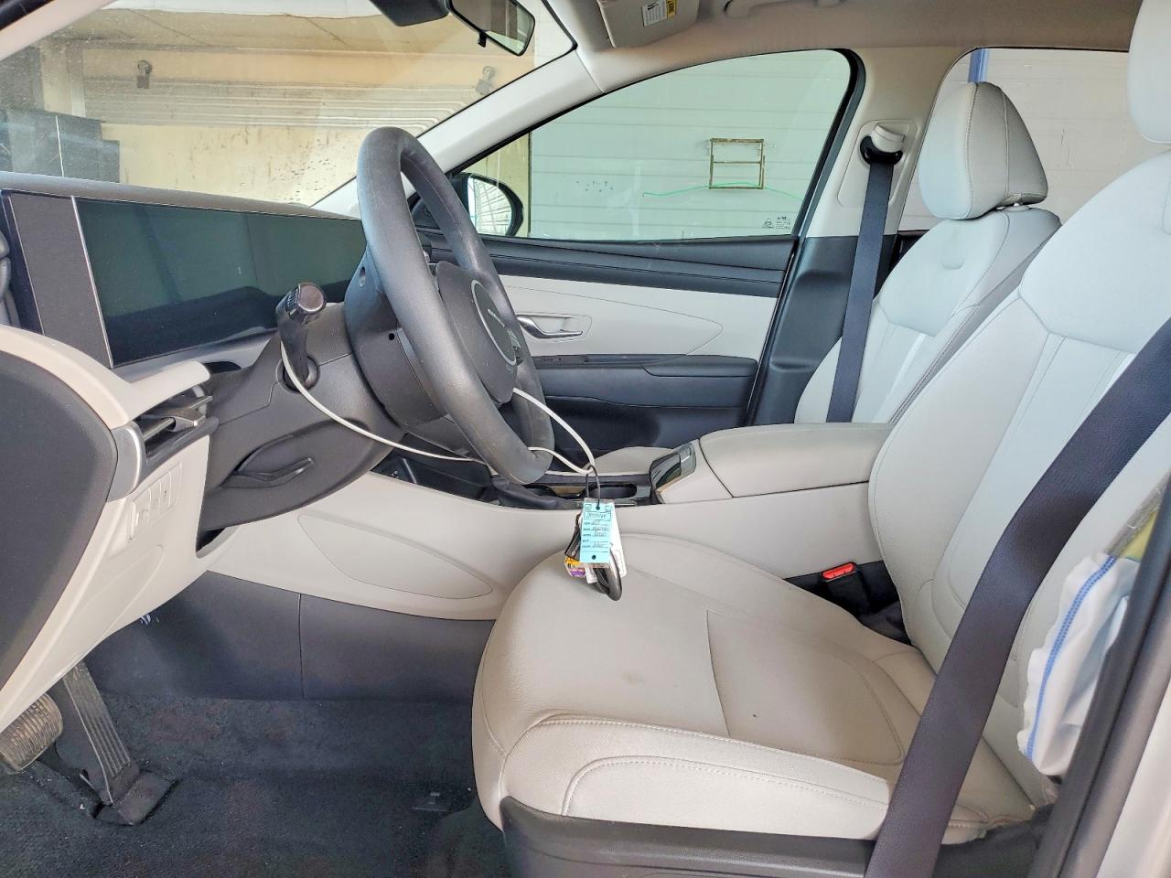 2025 HYUNDAI TUCSON SEL photo 19