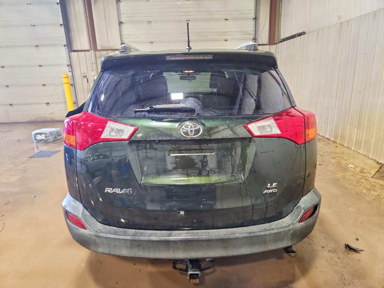 2013 TOYOTA RAV4 LE photo 6
