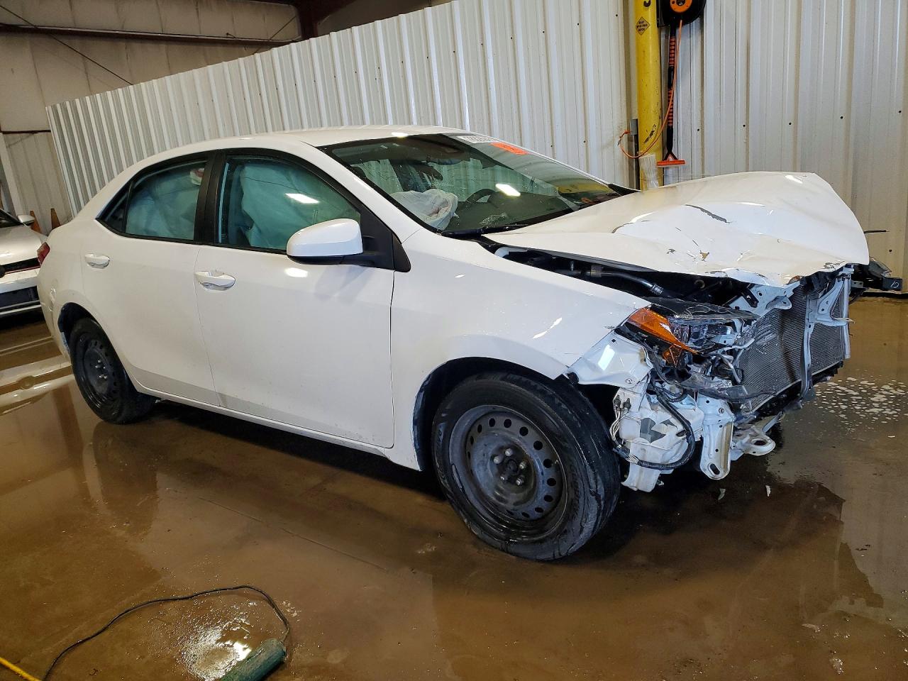 2017 TOYOTA COROLLA LE photo 7