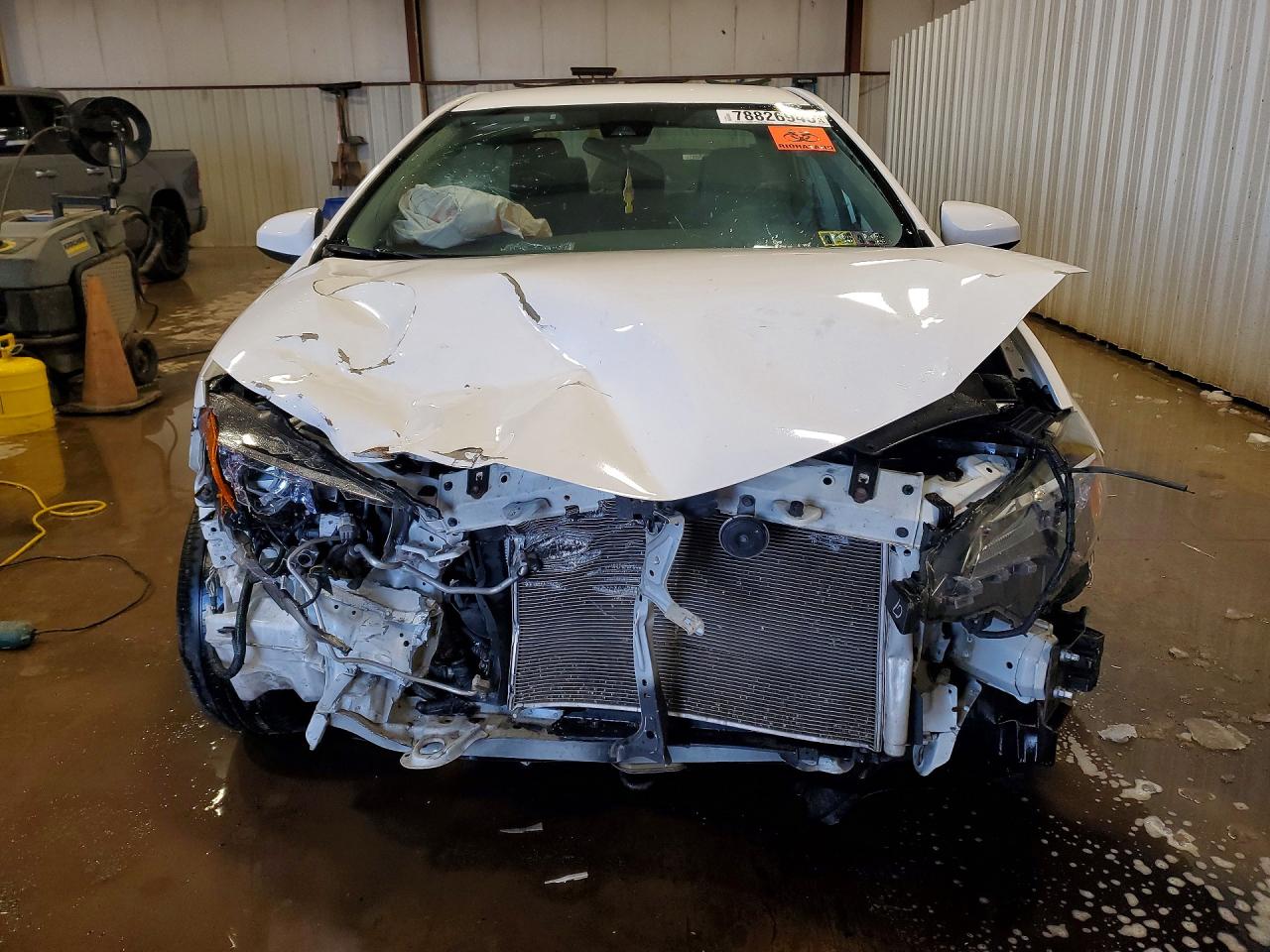 2017 TOYOTA COROLLA LE photo 9