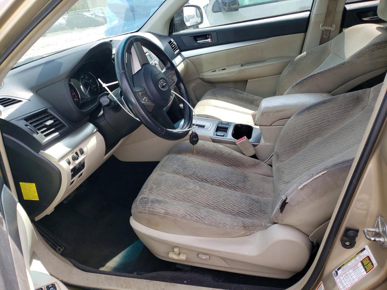 2010 SUBARU OUTBACK 2.5I PREMIUM photo 7