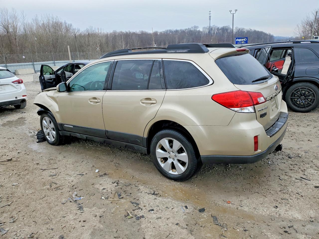 2010 SUBARU OUTBACK 2.5I PREMIUM photo 2