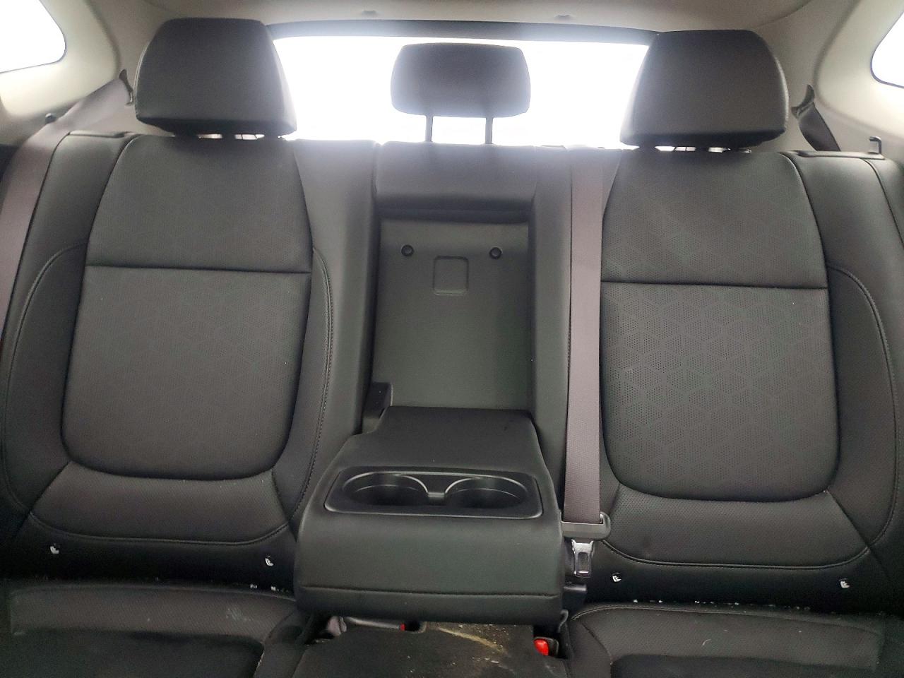 2025 KIA SELTOS EX photo 28
