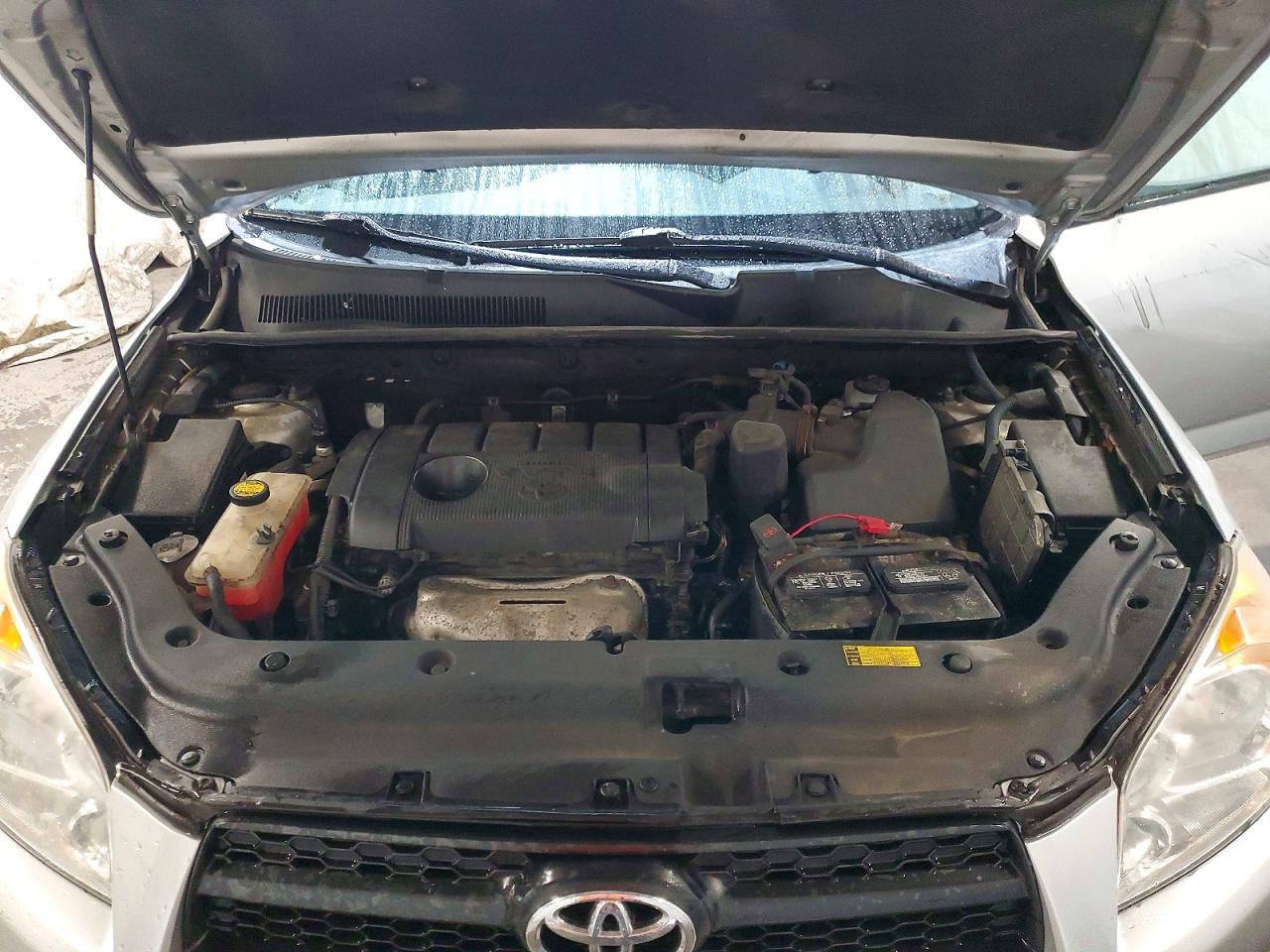 2012 TOYOTA RAV4 BASE photo 12