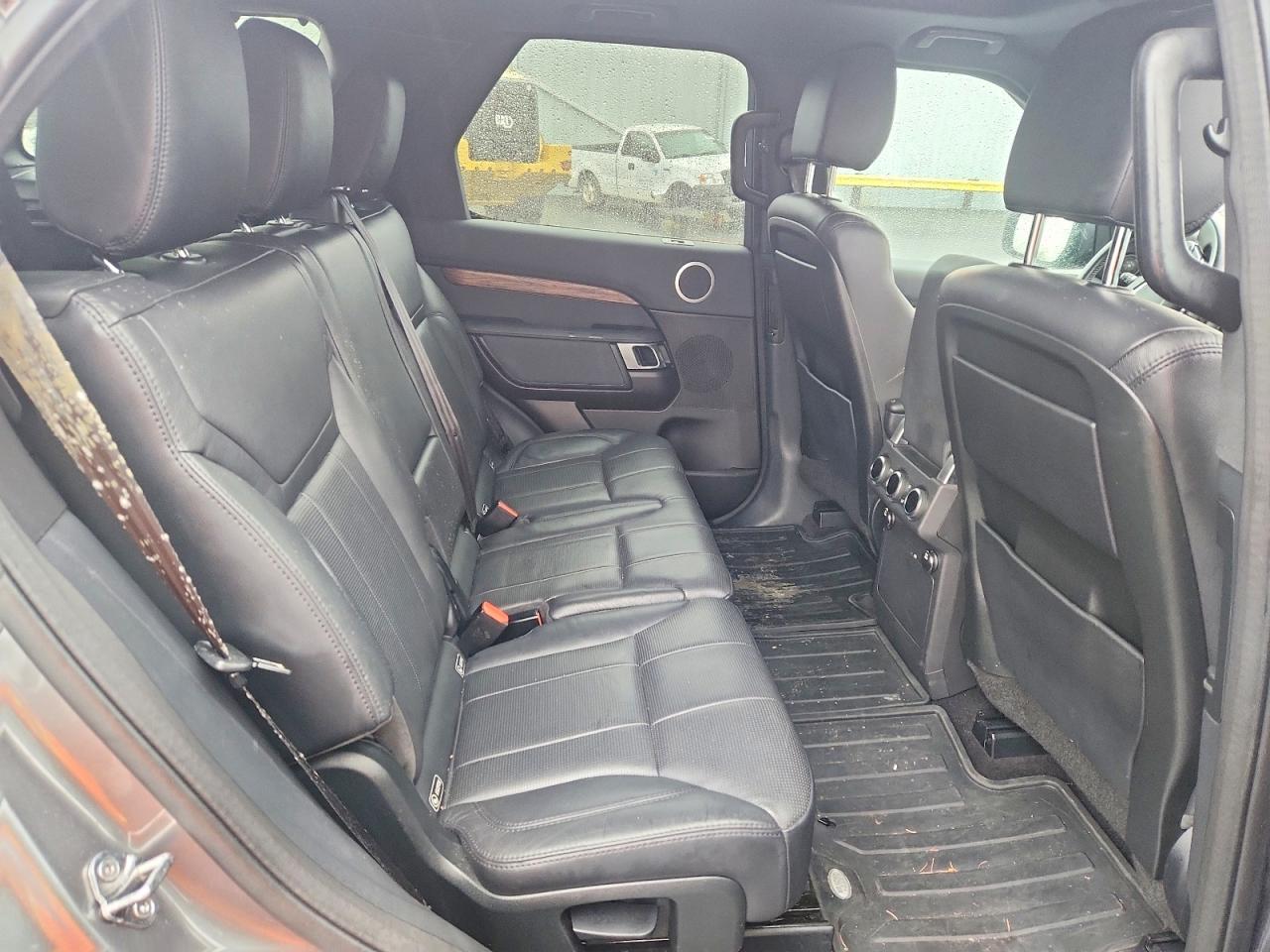 2017 LAND ROVER DISCOVERY HSE photo 11