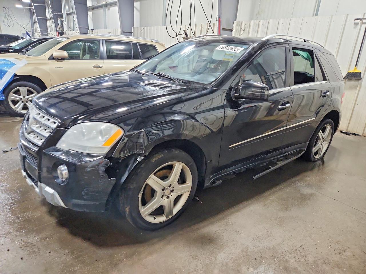 2011 MERCEDES-BENZ ML