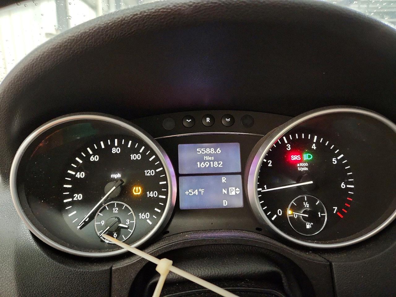 2011 MERCEDES-BENZ ML 550 4MATIC photo 9