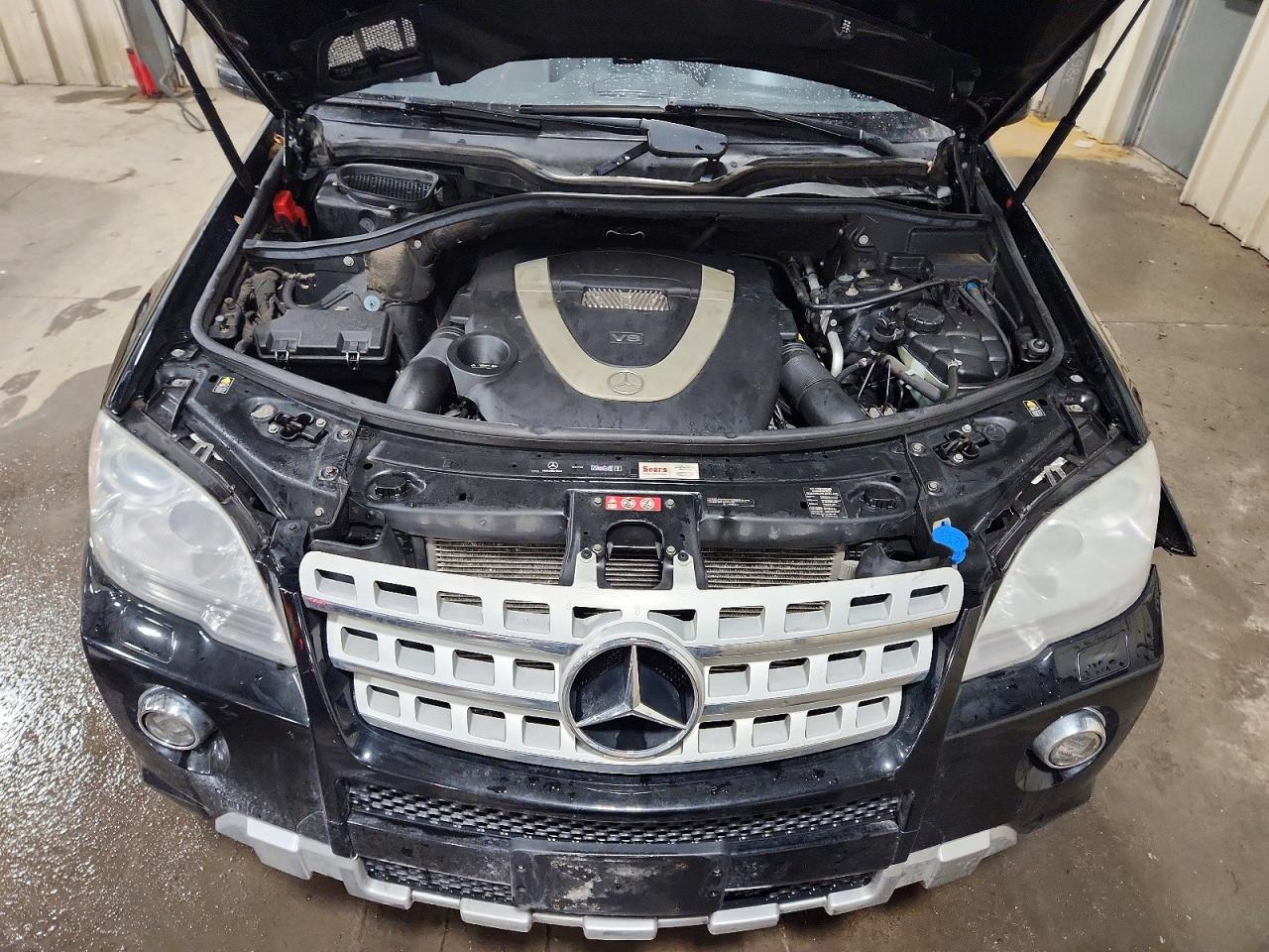 2011 MERCEDES-BENZ ML 550 4MATIC photo 12