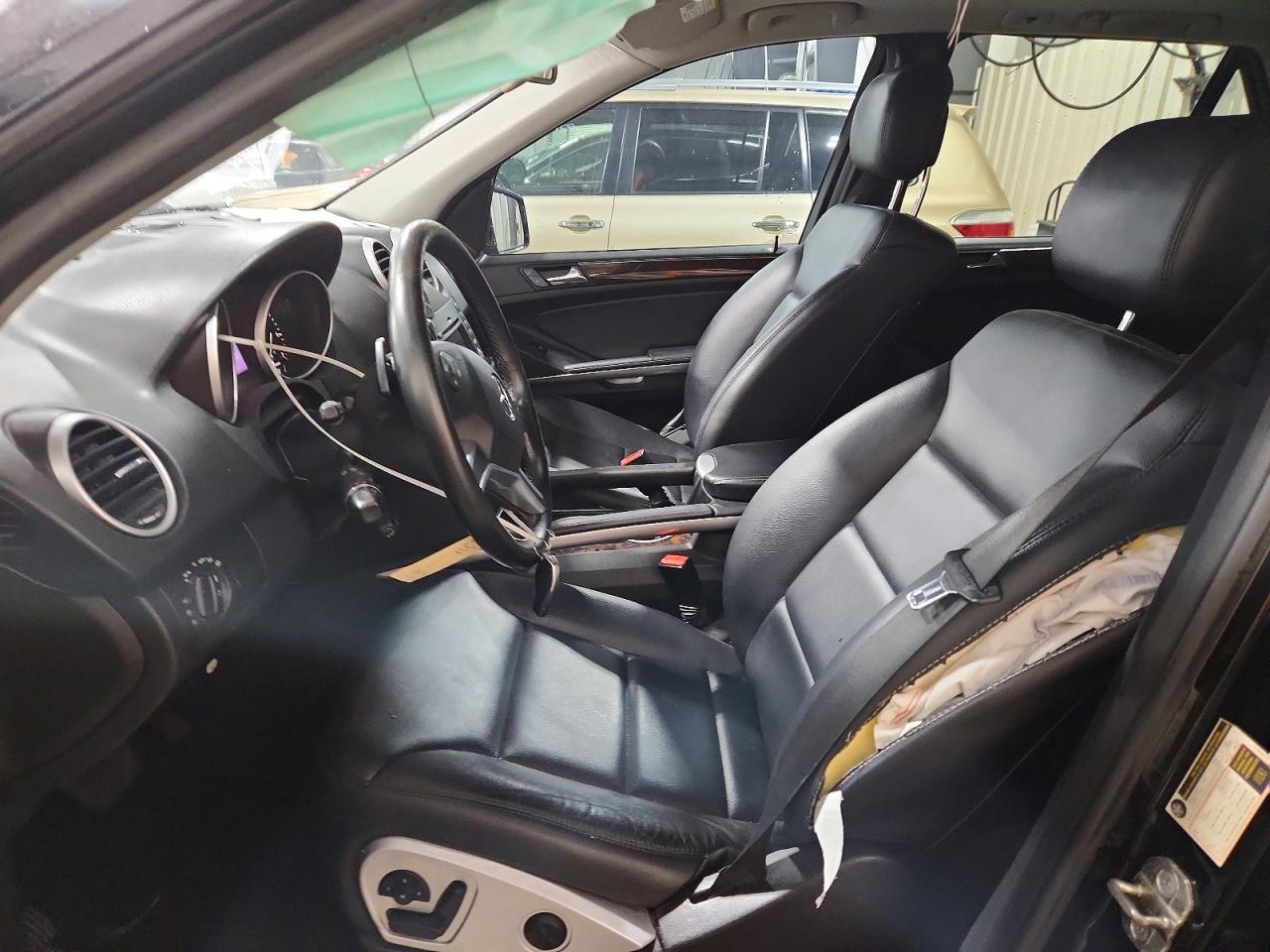 2011 MERCEDES-BENZ ML 550 4MATIC photo 7
